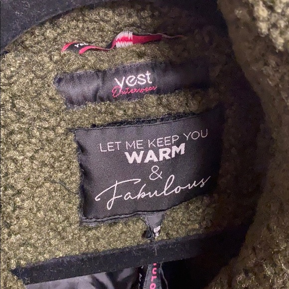 Yest Pea-jacket - Picture 2 of 4